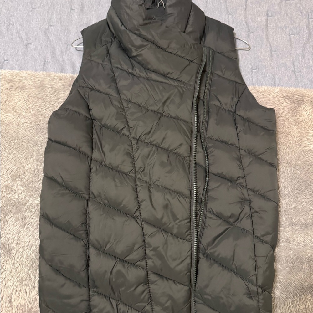 Original Nicole Miller Green Quilted Puffer Vest